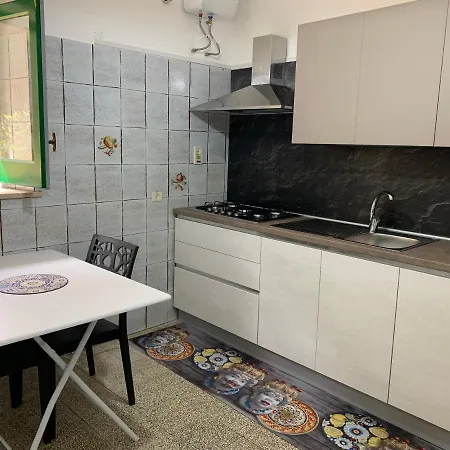 Li Vigni House 아파트 쿠스토나치