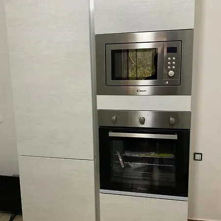 Li Vigni House 쿠스토나치